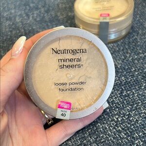 Neutrogena Mineral Sheers Loose Powder Foundation - Nude 40